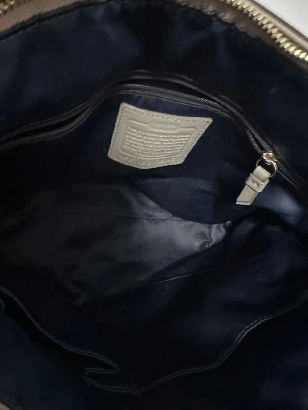 Coach Patent Signature Leather Shoulder Bag Purse